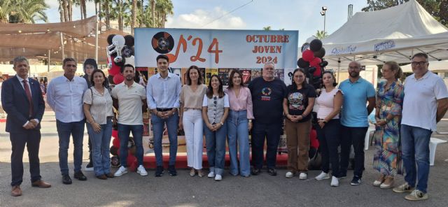 El tejido asociativo local vuelve a darlo todo en la Feria de Asociaciones - 1, Foto 1