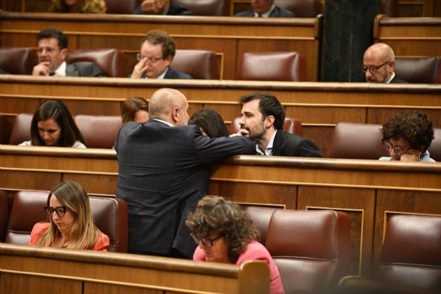 Los bulos de Vox sobre educación provocan un rifirrafe entre los diputados murcianos Sánchez Serna y Robles - 1, Foto 1