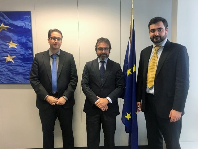 El Gobierno regional persigue consolidar a la Región como polo estratégico de transporte en Europa - 2, Foto 2