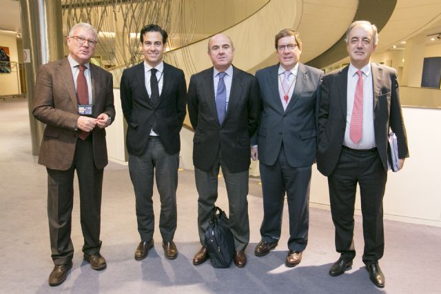 Los eurodiputados del PP reiteran que Bruselas no debe suspender los fondos estructurales a España por el déficit excesivo - 1, Foto 1