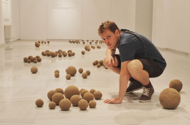 El chileno Martin La Roche hara de un sombrero un espacio de arte en el Centro Cultural Ramon Alonso Luzzy - 1, Foto 1