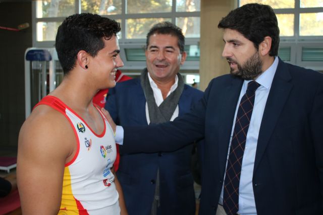 López Miras participa en el acto de apertura del curso del Centro de Tecnificación Deportiva ´CAR Infanta Cristina´ de Los Alcázares - 1, Foto 1