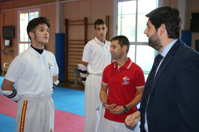 López Miras participa en el acto de apertura del curso del Centro de Tecnificación Deportiva ´CAR Infanta Cristina´ de Los Alcázares - 2, Foto 2