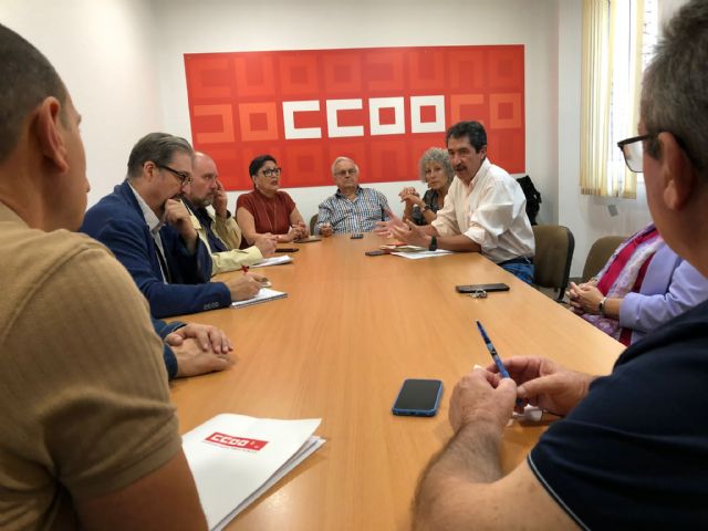 El Grupo promotor del Manifiesto por la Unidad de la Izquierda en la Región de Murcia se reúne con CCOO de la Región de Murcia - 2, Foto 2