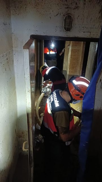 Más de un centenar de voluntarios de la Región trabajarán hoy en Picaña y Paiporta - 5, Foto 5