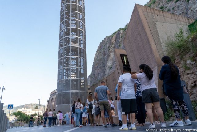 Inversión de 62.000 euros para actualizar el ascensor panorámico de la calle Gisbert - 1, Foto 1