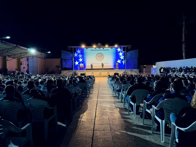 La alcaldesa de Archena acompaña al Archena FC en la presentación de la nueva temporada - 3, Foto 3