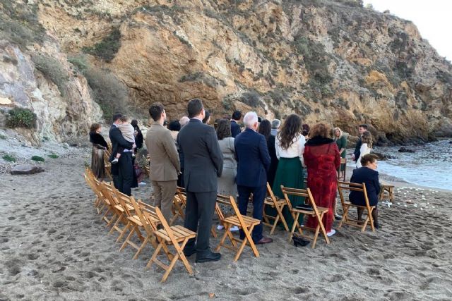 Cala Cortina acoge su primera boda en la playa - 1, Foto 1