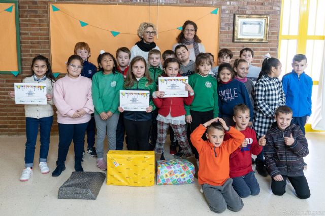 Tres alumnas del C.E.I.P San Félix se alzan con los premios del Concurso Cartagena Ciudad Transparente 2018 - 1, Foto 1