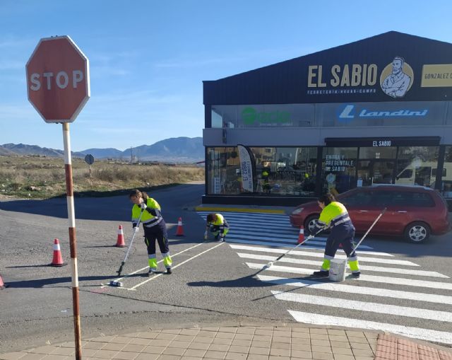 Trabajos de repintado de marcas viales - 1, Foto 1