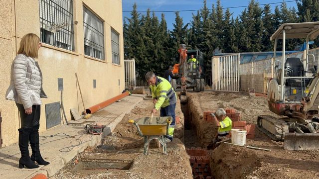 El Ayuntamiento de Lorca invierte 60.000 euros en mejorar los colegios del municipio esta Navidad - 1, Foto 1