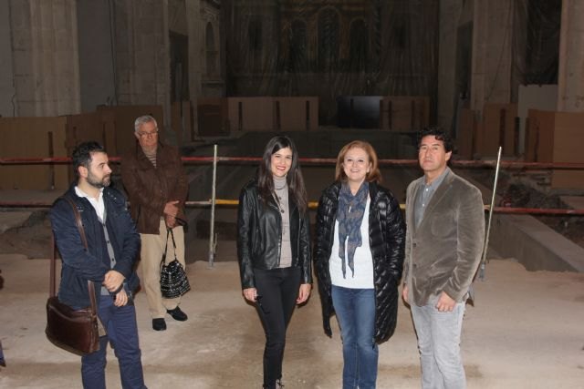 Las obras de rehabilitación de la iglesia de San Esteban acometen acciones de cimentación y pavimentación - 1, Foto 1