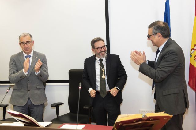 Francisco Guillermo Díaz Baños toma posesión como decano de la Facultad de Química - 2, Foto 2