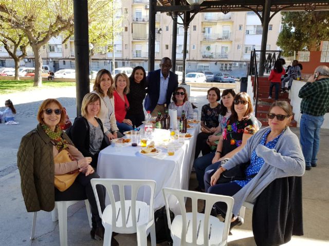 Segundas generaciones de mujeres inmigrantes relatan sus experiencias de integración en el III encuentro ´Mujeres del mundo´ - 1, Foto 1