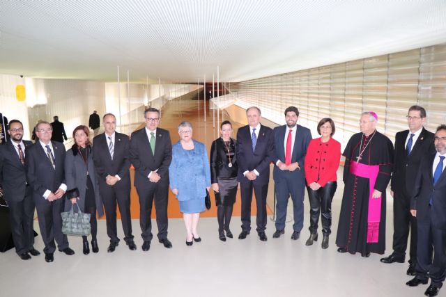 El presidente de la Comunidad asiste al pregón de la Semana Santa de Cartagena - 2, Foto 2