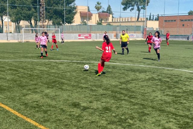 A.D. La Unión, A.D. San Cristóbal y F.C. Pinatar se disputan la liga en categoría féminas - 1, Foto 1