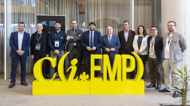 López Miras inaugura la jornada de entrega de los XIII Premios Emprendedor XXI - 1, Foto 1