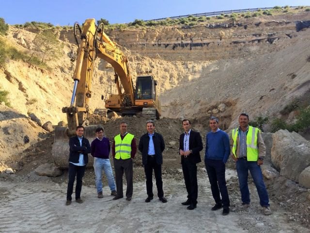 Comienzan las obras para reconstruir un talud y un muro en la carretera que conecta Ulea con la A-30 - 1, Foto 1