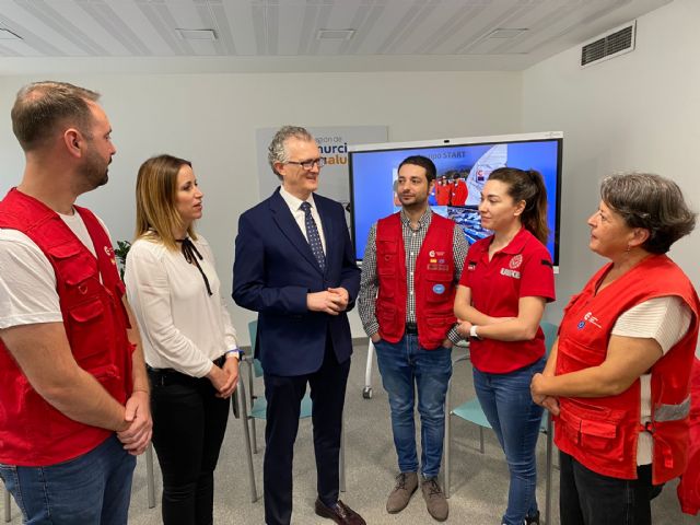 El consejero de Salud recibe a los sanitarios murcianos del equipo de emergencias que asistió a las víctimas del terremoto de Turquía - 1, Foto 1