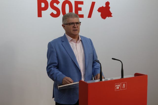 Pepe Vélez: El Gobierno de López Miras es el único responsable de las vergonzosas e insoportables listas de espera en Sanidad en la Región - 1, Foto 1