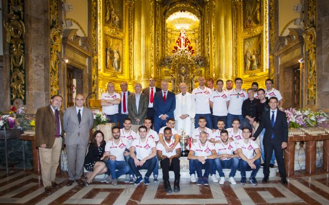 ElPozo Murcia FS ofrece la Copa del Rey al Ayuntamiento de Murcia y a la patrona, la Virgen de la Fuensanta - 4, Foto 4