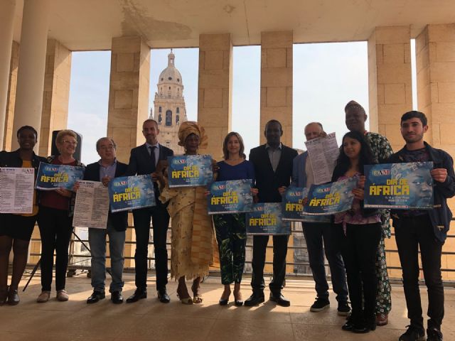 La comunidad africana de Murcia saldrá el sábado a las calles para dar a conocer la realidad del continente hermano, con un colorido pasacalles - 4, Foto 4