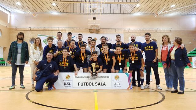 Jornada de oro en fútbol sala y pádel - 1, Foto 1