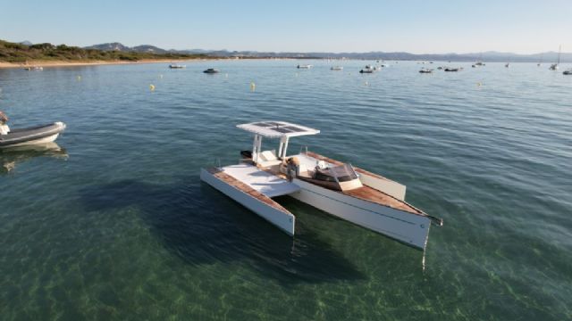 Descubre las ventajas de navegar en un barco eléctrico este verano - 1, Foto 1