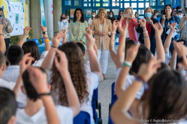 Comienzan a votar los Presupuestos Participativos en el IES Mediterráneo - 1, Foto 1