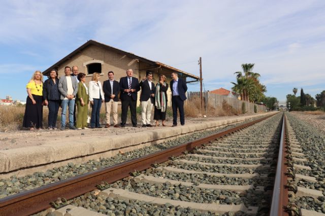 El PP exige la comparecencia urgente de Óscar Puente en el Congreso y el Senado por el retraso en la reapertura de la línea Cartagena-Murcia-Albacete - 1, Foto 1