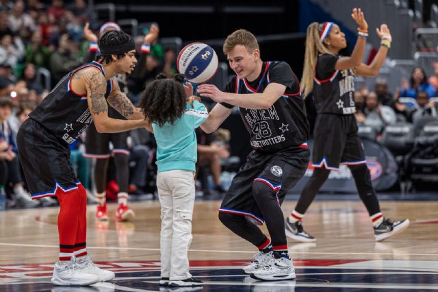 Mates imposibles, canastas excepcionales y espectáculo sobre la cancha: la gira Harlem Globetrotters World Tour 2024 llega a Murcia el 17 de mayo - 1, Foto 1