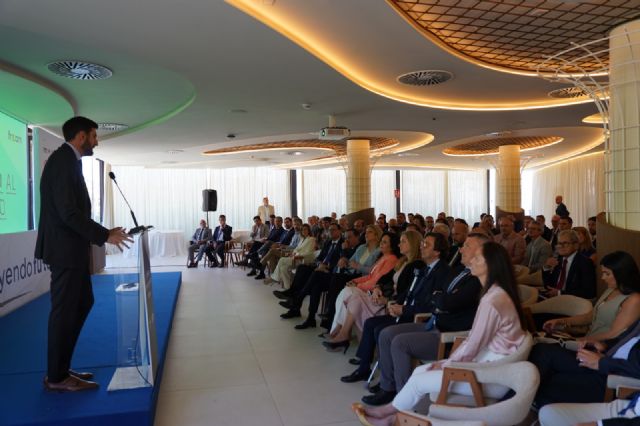 Compromiso del Gobierno regional de aumentar el parque de viviendas sociales y protegidas - 1, Foto 1