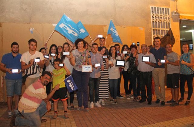 El Partido Popular de Puerto Lumbreras comienza la Campaña Electoral con una pegada digital de carteles - 1, Foto 1