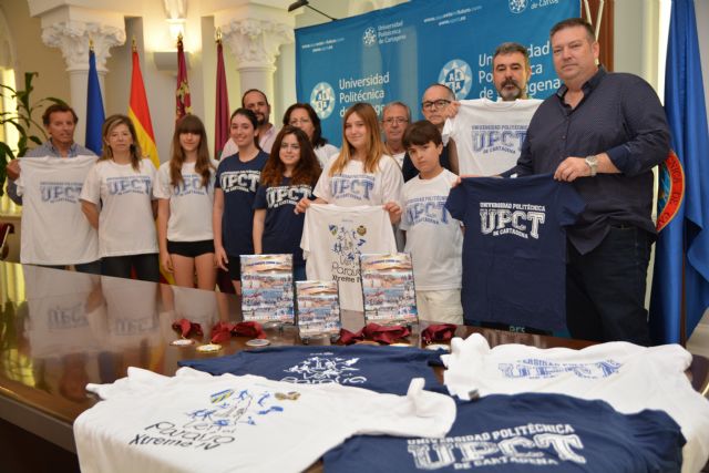 La UPCT entrega mil camisetas para los participantes de Paraíso Xtreme de La Manga - 1, Foto 1