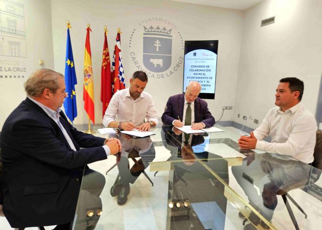 El Ayuntamiento de Caravaca y Hospital Ribera firman un convenio - 1, Foto 1