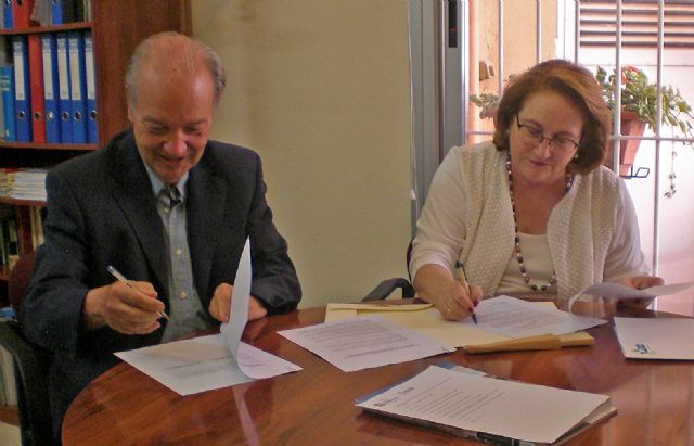 Acuerdo de colaboración entre Colegio de Farmacéuticos y Jesús Abandonado - 3, Foto 3