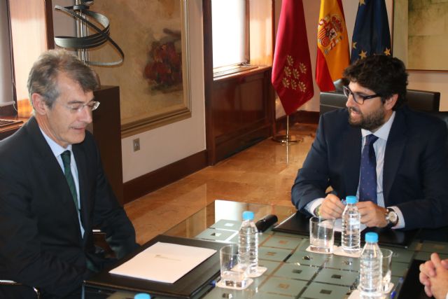 Fernando López Miras se reúne con el director corporativo de Iberdrola España - 2, Foto 2