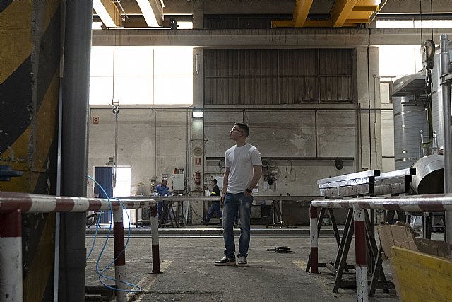 Javier participó en el programa Vives Emplea de Acción contra el Hambre, centrado en instalaciones solares, y encontró empleo. © Ricardo Jiménez para Acción contra el Hambre, Foto 1