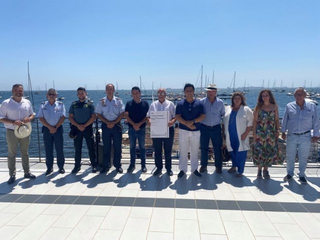 Foto de familia con las autoridades en el RCR Santiago de la Ribera  ©RCR Santiago de la Ribera, Foto 1