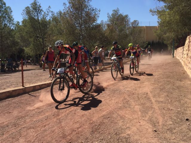 60 jóvenes promesas del mountain bike compiten en el VII Trofeo Interescuelas de Mountain Bike de los Juegos - 2, Foto 2