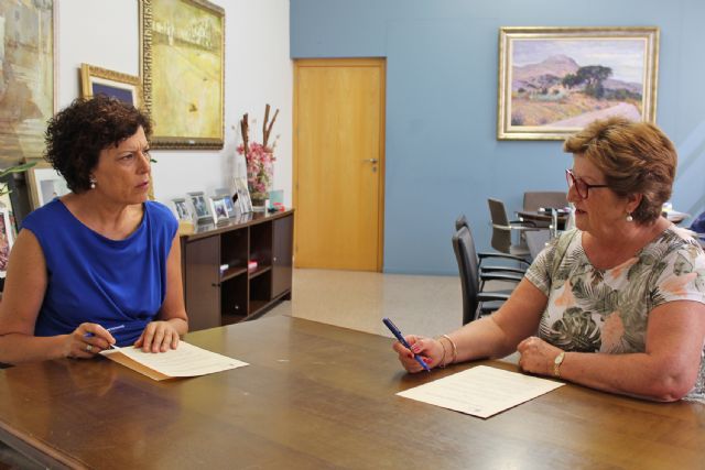 El Ayuntamiento renueva el convenio con la asociación lumbrerense de enfermos de alzheimer ALDEA - 1, Foto 1