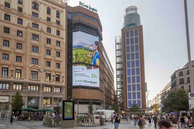 La Región hace llegar a millones de personas su imagen turística a través de una acción promocional en la plaza madrileña de Callao - 1, Foto 1