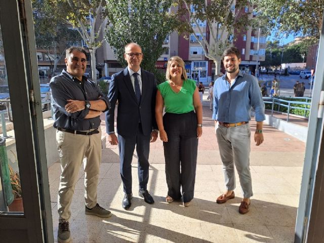 Cerca de 103.000 alumnos comienzan hoy las clases de Secundaria y Bachillerato en la Región - 1, Foto 1