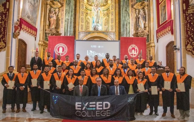 Estudiantes de 20 países de Oriente Medio y África se gradúan en la UCAM - 1, Foto 1