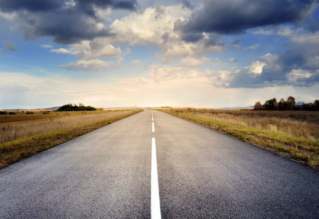 Celebra el Día Mundial de la Carretera con consejos para una conducción cómoda y segura - 1, Foto 1