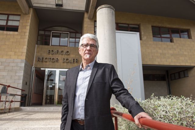 Juan José Vera toma posesión de su cargo como Defensor Universitario de la UMU para una segunda legislatura - 2, Foto 2