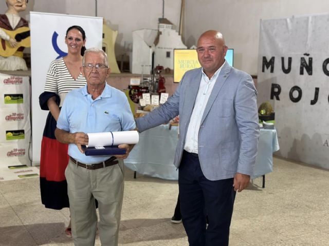 Fuente Álamo rinde homenaje al producto local con la feria de la oliva, miel y lana - 1, Foto 1