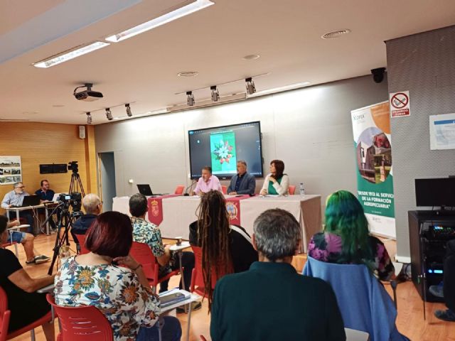 Cerca de un centenar de profesionales se dan cita en la IV Jornada de Agroecología “Seguridad Alimentaria y Sostenibilidad”, celebrada en el CIFEA de Lorca - 1, Foto 1