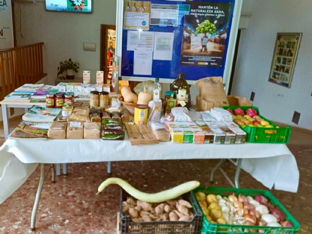 Cerca de un centenar de profesionales se dan cita en la IV Jornada de Agroecología “Seguridad Alimentaria y Sostenibilidad”, celebrada en el CIFEA de Lorca - 2, Foto 2