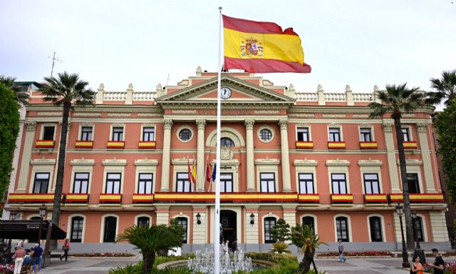 Murcia se viste de Hispanidad con motivo del Día de la Fiesta Nacional y la celebración del partido de la Selección Española - 2, Foto 2